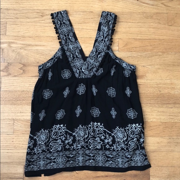 LOFT Tops - Black & white shirt